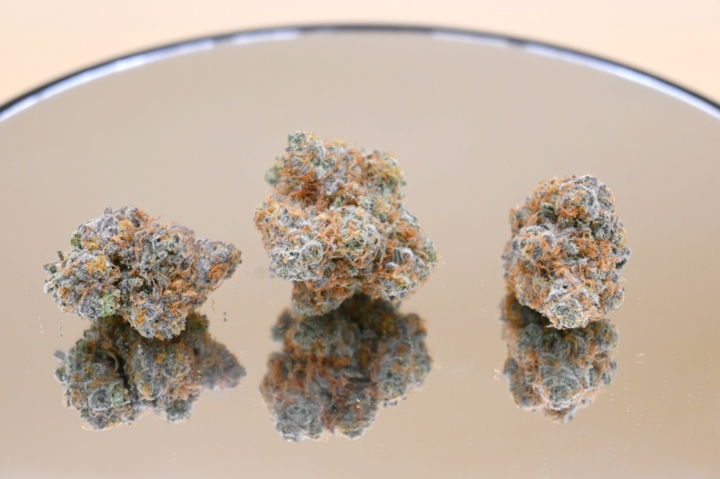 Modified Grapes mirror 1